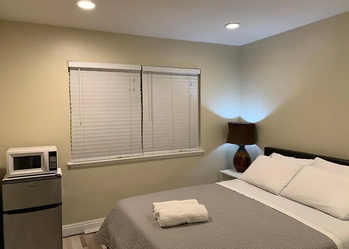 Lovely Room In Private House Near Disneyland