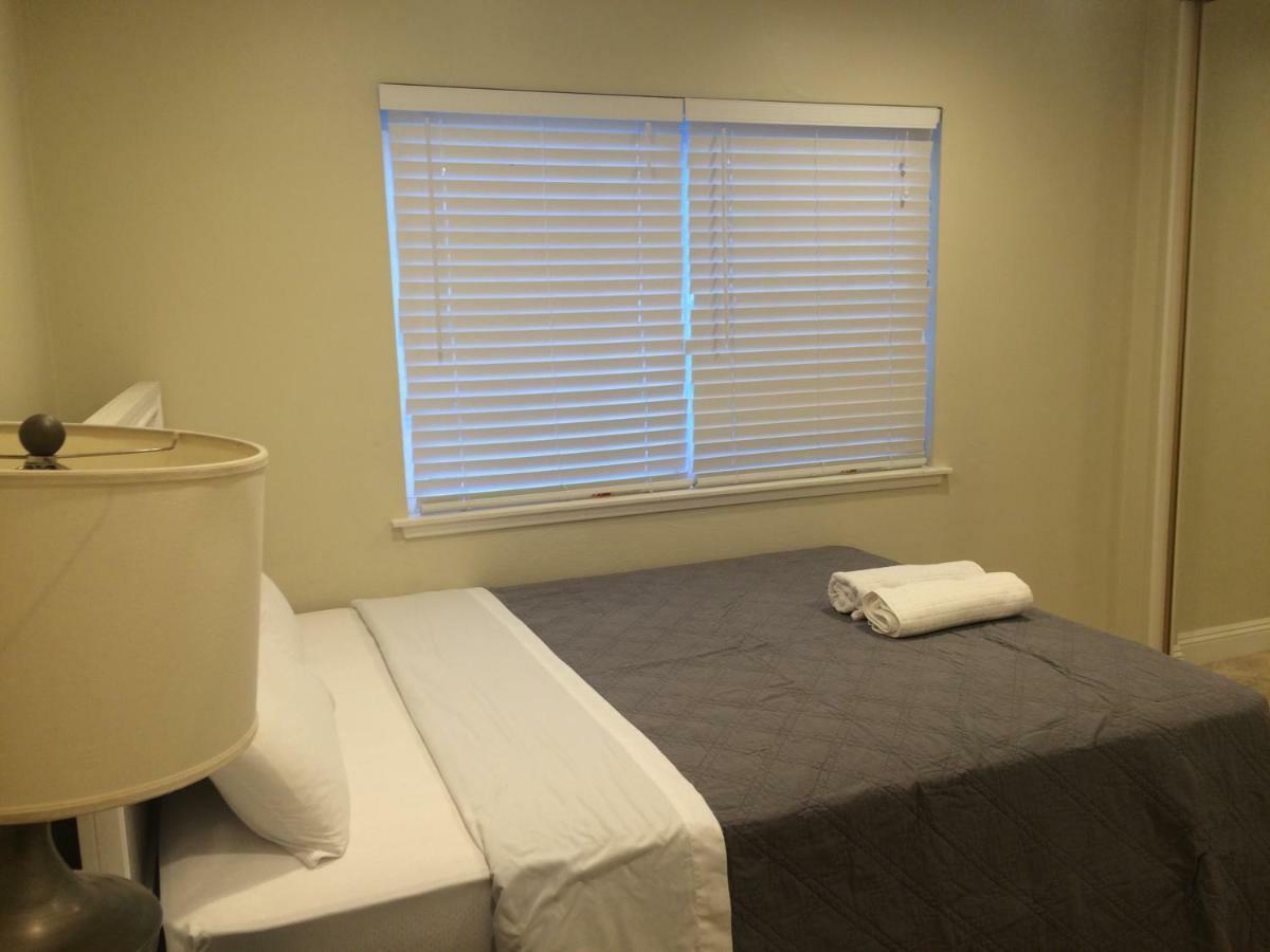 Lovely In Private House Near Disneyland Homestay *