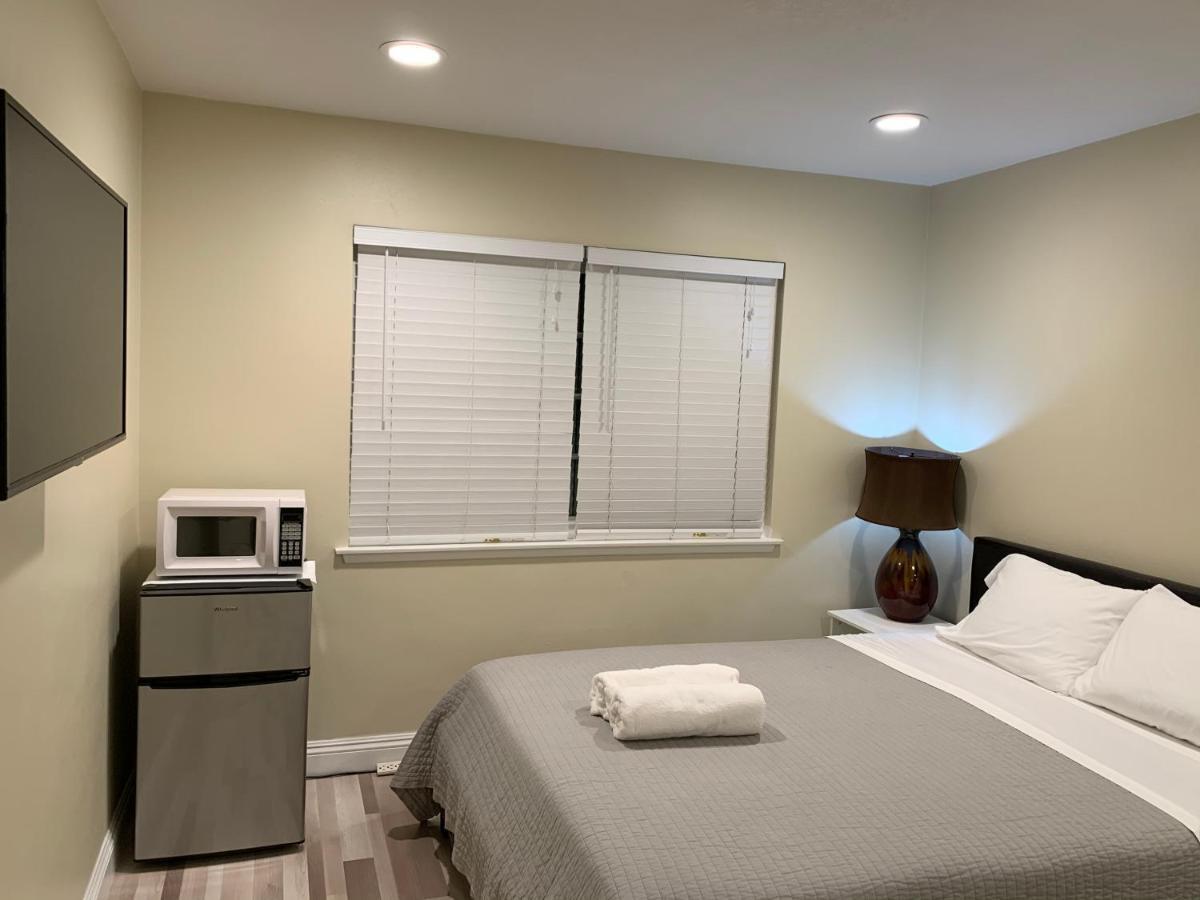 Lovely In Private House Near Disneyland Homestay